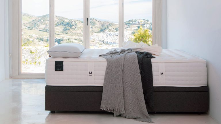 Canapé abatible LOMONAC en dormitorio